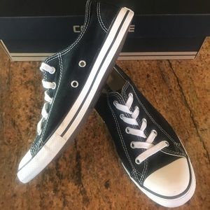 🌸 Converse low tops slim style